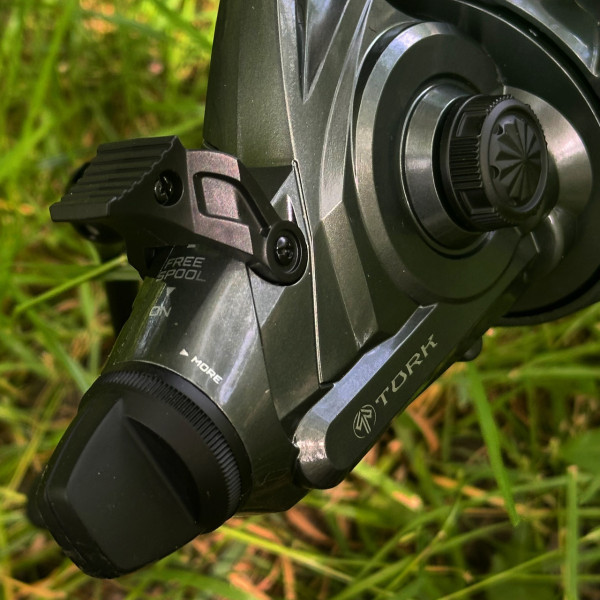 Набор для карповой рыбалки Carp Pro Tork: на два удилища 13ft и две катушки Carp Pro 10000 с бейтранером