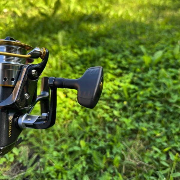 Котушка спінінгова Ryobi Ecusima 4000, 6+1 підшипник, алюмінієва шпуля з покриттям, кулісний механізм, міцний корпус, передній фри