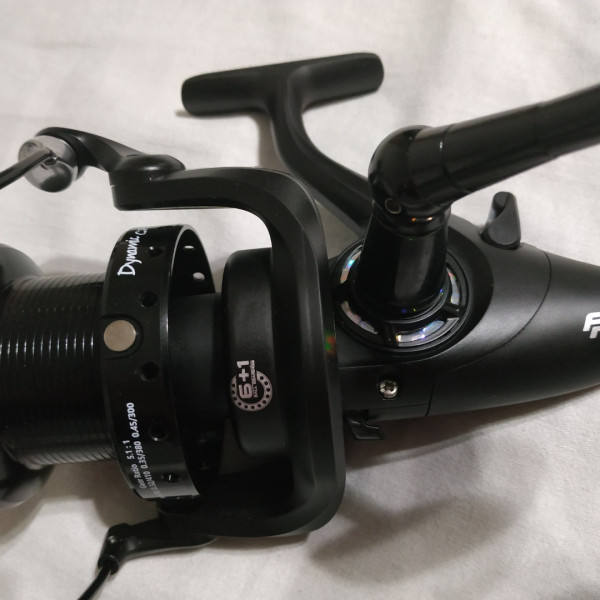 Катушка карповая с бейтраннером Fishing ROI Dynamic CR 8000 6+1BB (M70)