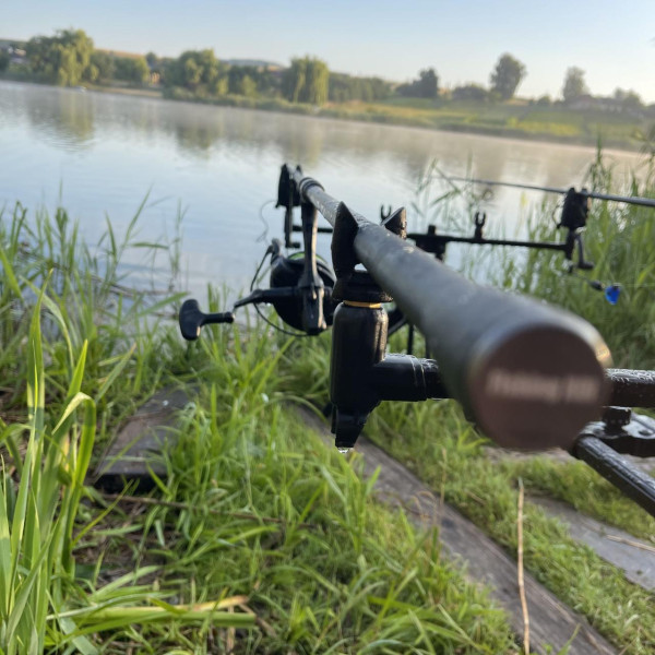 Карпове вудилище Fishing ROI Caiman Carp Rod 3.6м 3.50lbs 3-х секційне з високомодульного карбону