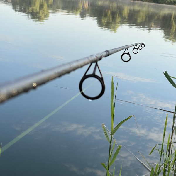 Карповое удилище Fishing ROI Caiman Carp Rod 3.9м 3.5lbs 3-х секционное из высокомодульного карбона 50мм кольц