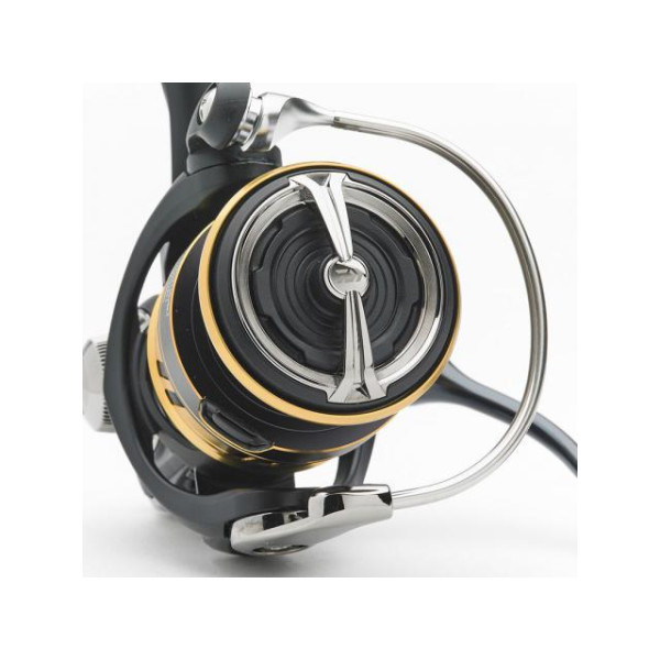 Котушка Daiwa 17 Legalis LT 3000-C-XH