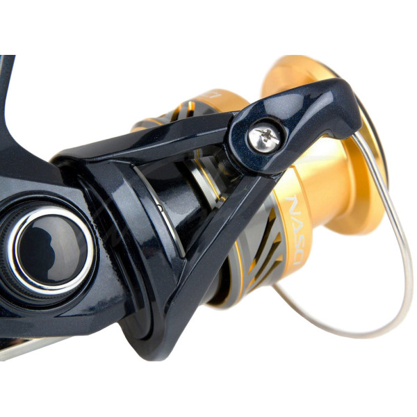 Котушка Shimano Nasci 2500 FB 4+1BB