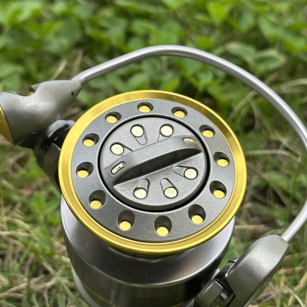 Котушка спінінгова Ryobi Excia MX 4000, 8+1 підшипник, металева шпуля, потужне фрикційне гальмо, плавний хід