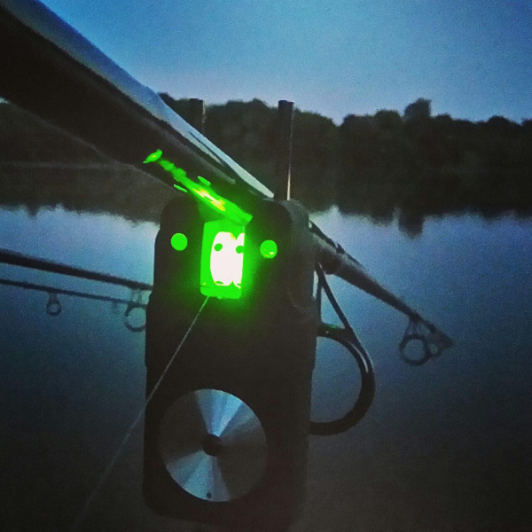Електронний сигналізатор клювання без прив’язки World4Carp FA214, синій, регулювання тону, чутливості
