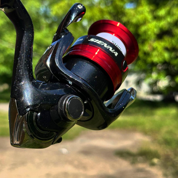 Спиннинговая катушка Shimano Sienna 4000 FG, 3+1 подшипник, алюминиевая шпуля AR-C Spool, передний фрикцион