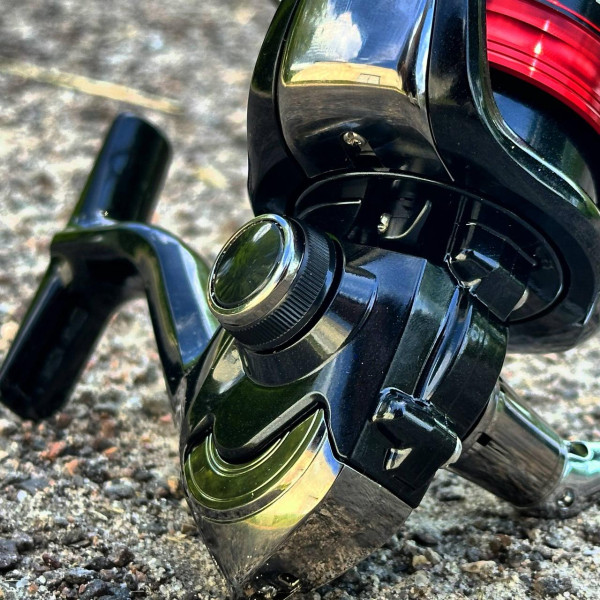Спиннинговая катушка Shimano Sienna 4000 FG, 3+1 подшипник, алюминиевая шпуля AR-C Spool, передний фрикцион
