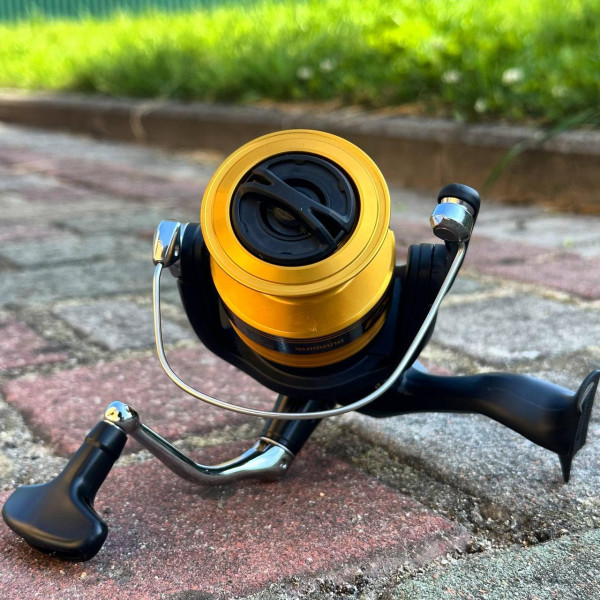 Катушка спиннинговая Shimano FX 4000 FC, 2+1 шарикоподшипник, алюминиевая шпуля AR-C, корпус XT-7