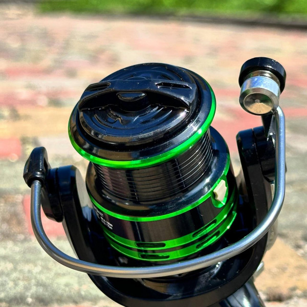 Спінінгова котушка Select Reflex 2500, 4+1 підшипник, передній фрикціон, передатне число 5.2:1, алюмінієва шпуля
