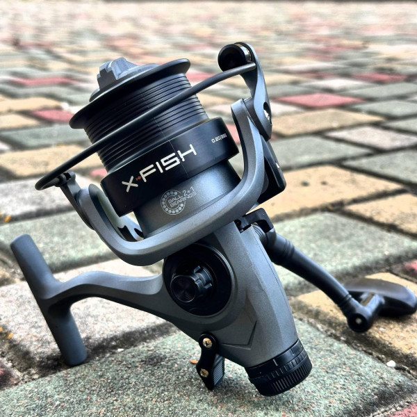 Котушка фідерна X-Fish Trophy Baitrunner 5000, 1+1 підшипник, передній фрикціон, бейтранер, пластикова шпуля, 5.2:1