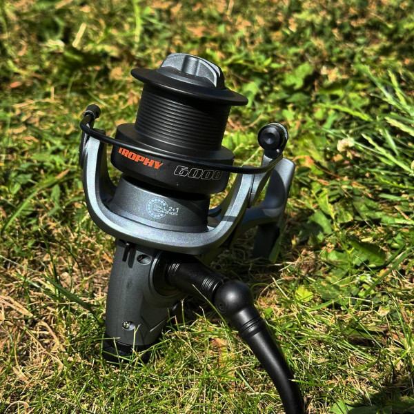 Катушка фидерная X-Fish Trophy Baitrunner 6000, передний фрикцион, система байтраннер, 5.2:1, 1+1 подшипник