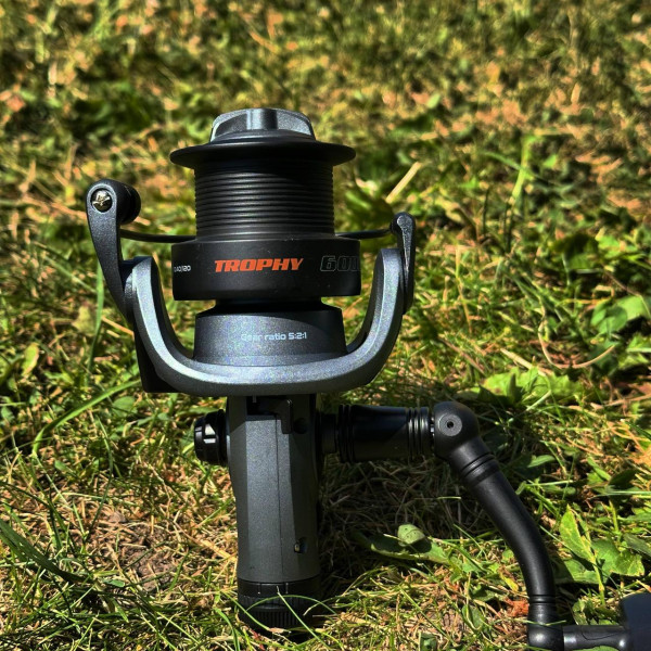 Катушка фидерная X-Fish Trophy Baitrunner 6000, передний фрикцион, система байтраннер, 5.2:1, 1+1 подшипник