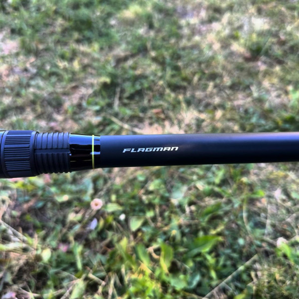 Карповое удилище Flagman Magnum Black Carp 3.9м 3.5lb 3 секции