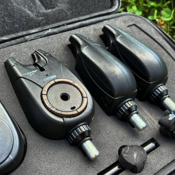 Набір електронних сигналізаторів клювання Carp Pro D-Carp WT 3+1, водозахищені, дальність 250-350 м, 3 сигналізатори
