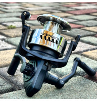 Катушка фидерная Flagman Avenger Feeder 4000, передний фрикцион, 1 подшипник, пластиковая шпуля, Anti-Twist