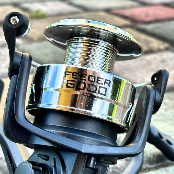 Катушка фидерная Flagman Avenger Feeder 6000, 1 подшипник, передний фрикцион, пластиковая шпуля