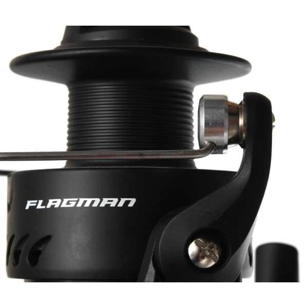 Котушка фідерна Flagman Avenger Carp Feeder 5000, 1 підшипник, передній фрикціон, система Free Spool, редукція 5.1:1