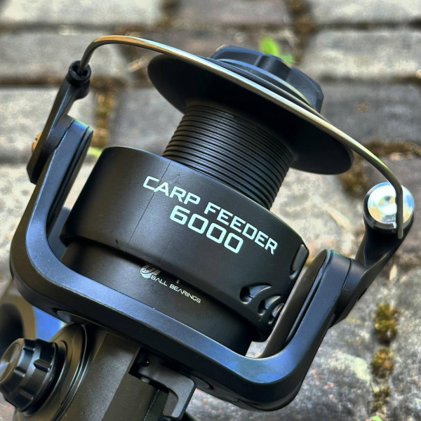 Котушка фідерна Flagman Avenger Carp Feeder 6000 з байтранером, 1BB, передній фрикціон, редукція 5.1:1, для лову коропа