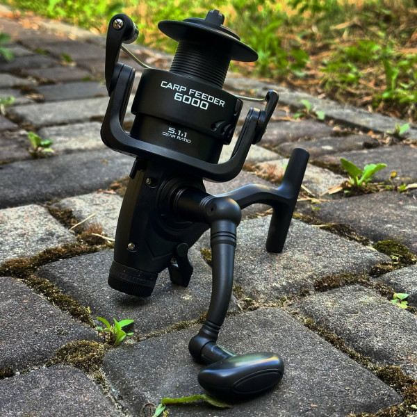 Котушка фідерна Flagman Avenger Carp Feeder 6000 з байтранером, 1BB, передній фрикціон, редукція 5.1:1, для лову коропа