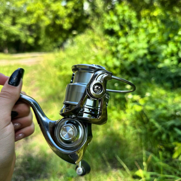 Безінерційна котушка Select Chrome 4000 6+1BB – легка, надійна, алюмінієва шпуля, передній фрикціон