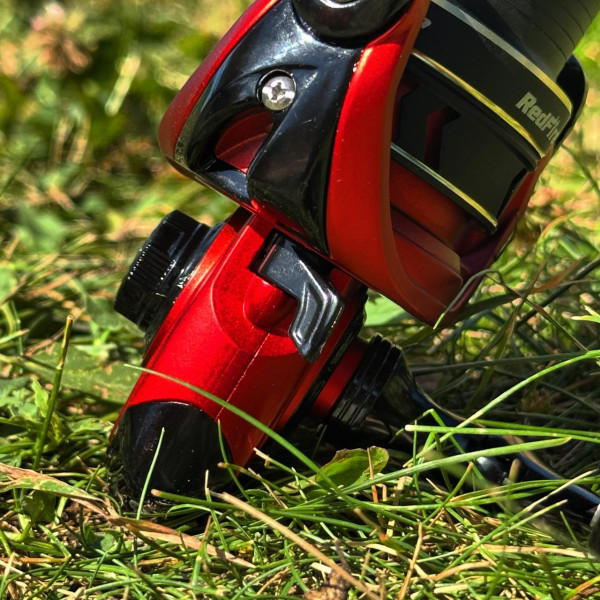 Котушка спінінгова Flagman RedFire 4000S, 5 підшипників, графітовий корпус, для джигу та воблерів