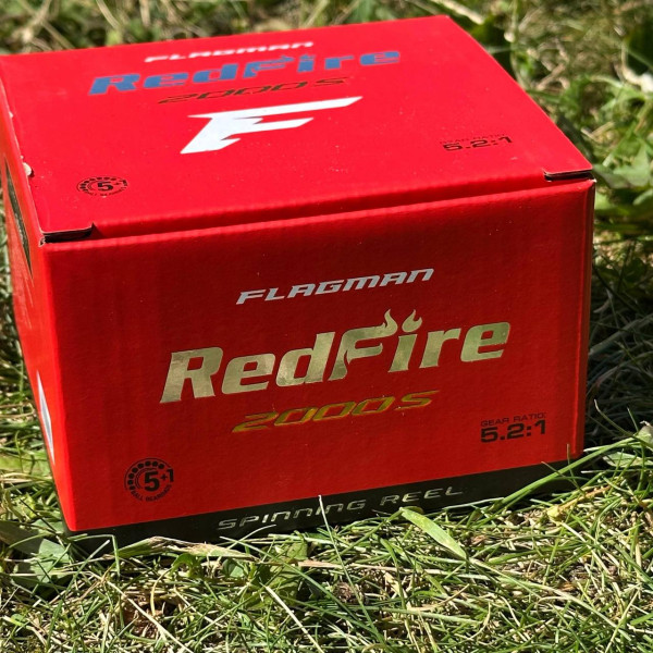 Котушка спінінгова Flagman RedFire 4000S, 5 підшипників, графітовий корпус, для джигу та воблерів