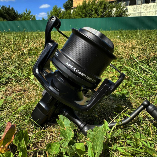 Котушка безінерційна Brain Apex Carp Big Pit 8000, 6+1 підшипник, передній фрикціон, Super Shallow Spool, передаточне число 4.11,