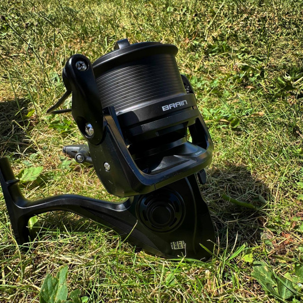 Котушка безінерційна Brain Apex Carp Big Pit 8000, 6+1 підшипник, передній фрикціон, Super Shallow Spool, передаточне число 4.11,