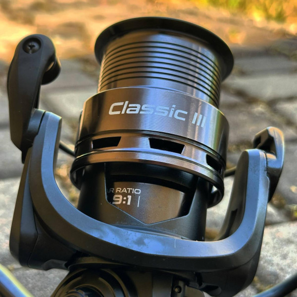 Безінерційна котушка Brain Classic III Feeder 5000S, 4+1 підшипник, передній фрикціон, 4.9:1, для фідерної та донної ловлі