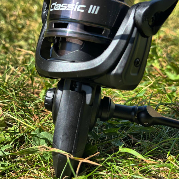 Безінерційна котушка Brain Classic III Feeder 6000S для фідерної ловлі, 4+1 підшипник, передній фрикціон, 4.9:1, ліва/права ручка