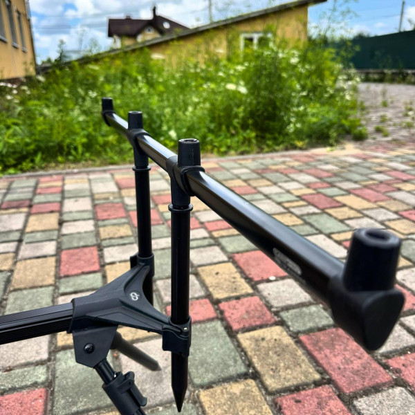 Род-под Carp Pro Tork на 4 вудилища, алюмінієвий каркас, телескопічні ноги, 4 опори, компактний, чорний