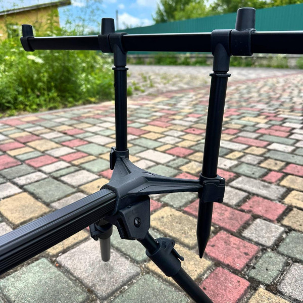 Род-под Carp Pro Tork на 4 вудилища, алюмінієвий каркас, телескопічні ноги, 4 опори, компактний, чорний