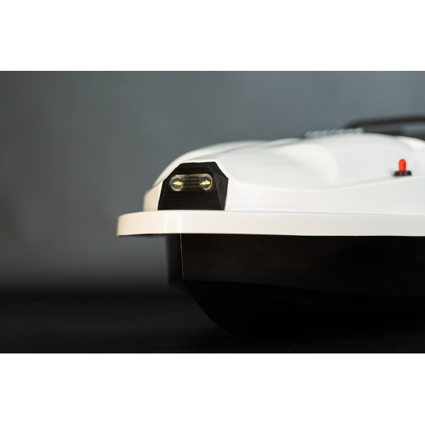 Катер Fortuna - X, з інтегрованою системою GPS автопілотування Fortuna - X з акумулятором на 50000 Mah