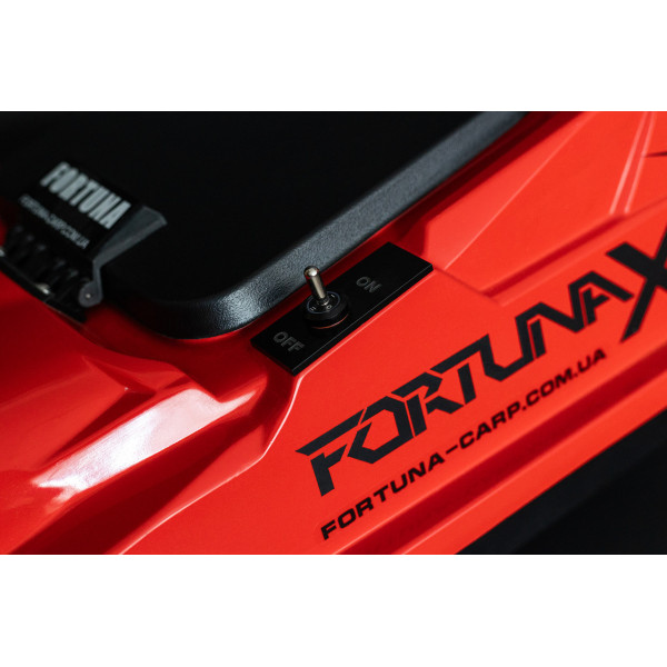 Катер Fortuna - X, з інтегрованою системою GPS автопілотування Fortuna - X Красный