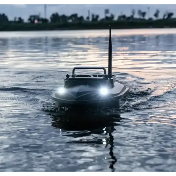 Кораблик для прикормки Flytec V050 Bait Boat camo green 1 бункер до 2 кг дистанція 300 м акумулятор 12000 мАг подвійний двигун