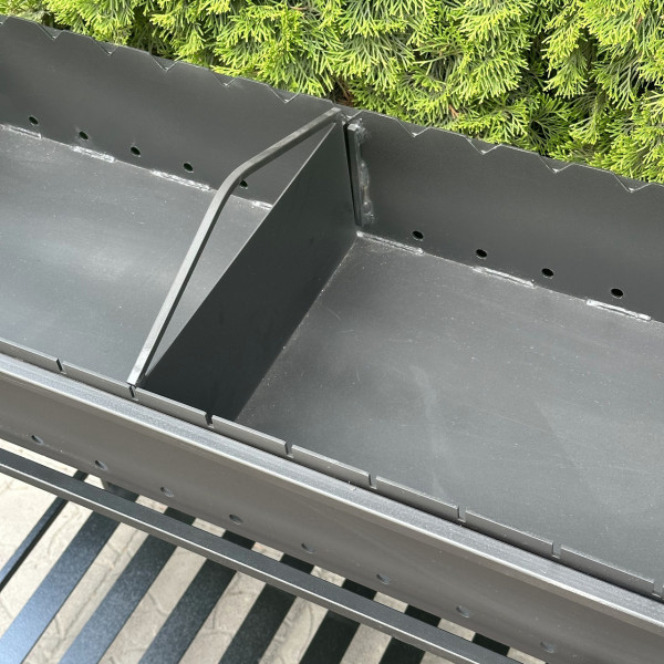 Мангал Mangalzavod Гефест на 15 шампурів 3 мм з дровницею чорний