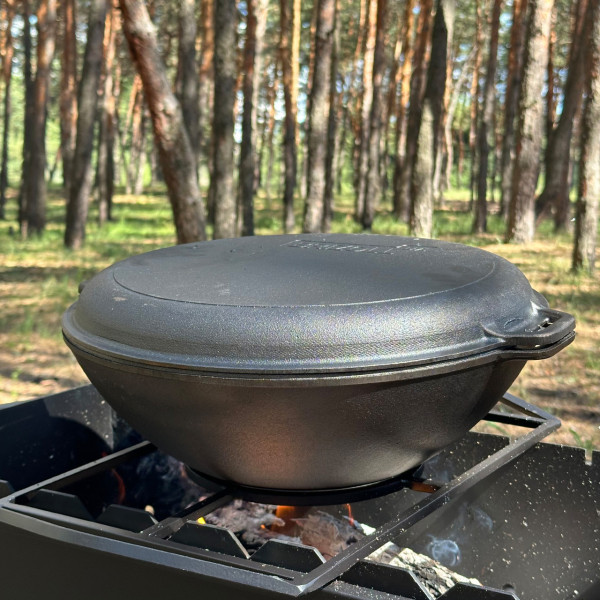 Сковорода чугунная WOK Mangalzavod WOK-08КС 8 л с крышкой-гриль