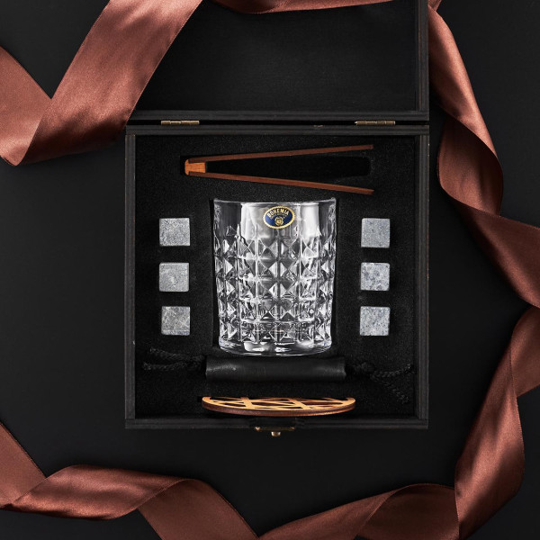Подарунковий набір для віскі EuroMarket Diamond зі склянкою Bohemia та камінцями