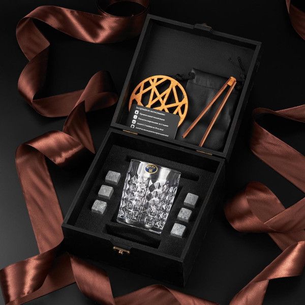 Подарунковий набір для віскі EuroMarket Diamond зі склянкою Bohemia та камінцями