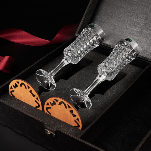 Подарочный набор для шампанского EuroMarket DIAMOND из богемского стекла в коробке