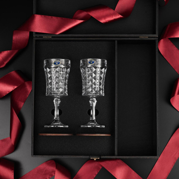 Подарочный набор для вина EuroMarket DIAMOND из богемского стекла в деревянной коробке