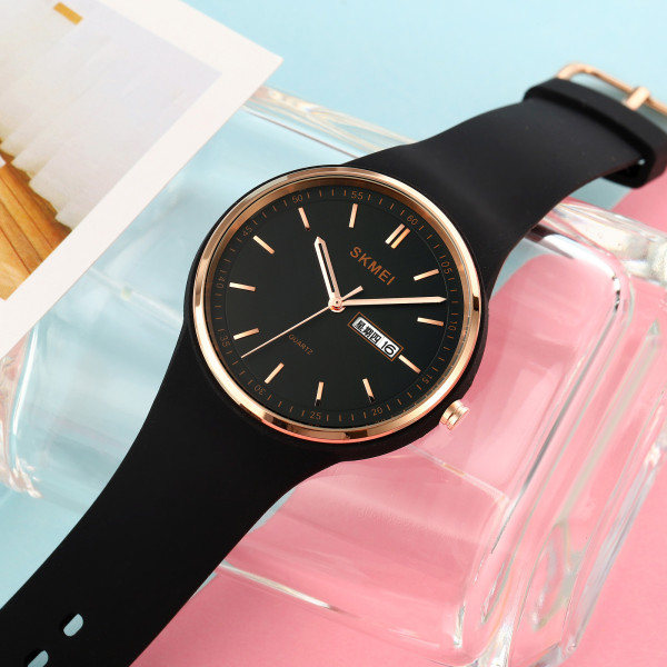 Жіночий годинник Skmei 1747BK Black кварцовий з силіконовим ремінцем