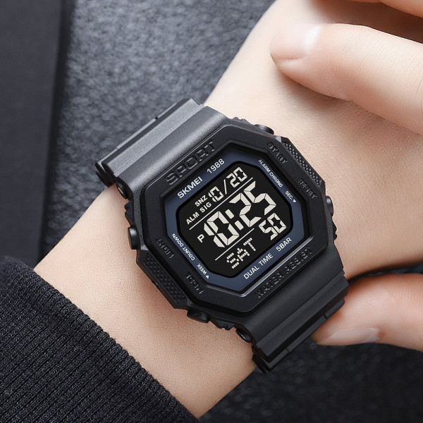 Мужские электронные часы Skmei 1988BK Black с водозащитой 5 ATM