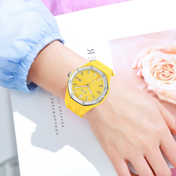 Часы наручные Skmei 9299YL Yellow кварцевые с силиконовым корешком
