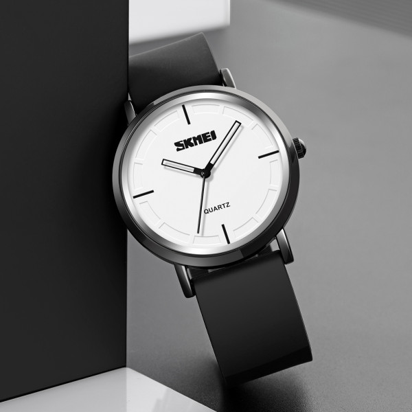 Наручные часы Skmei 2050BKWT Black-White унисекс каучуковый ремешок 3 ATM