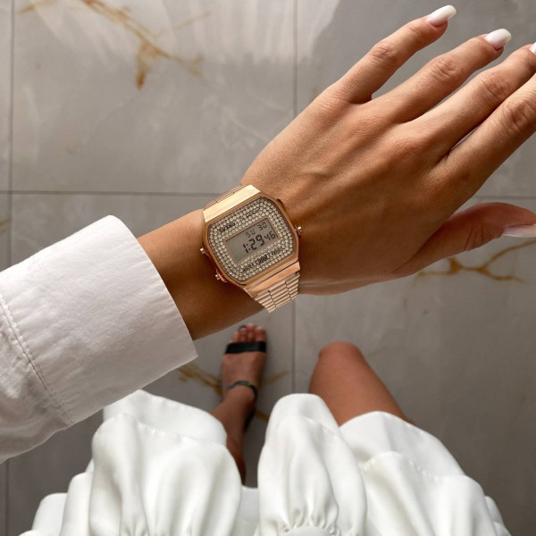 Женские электронные часы Skmei 1808RG Rose Gold с металлическим браслетом