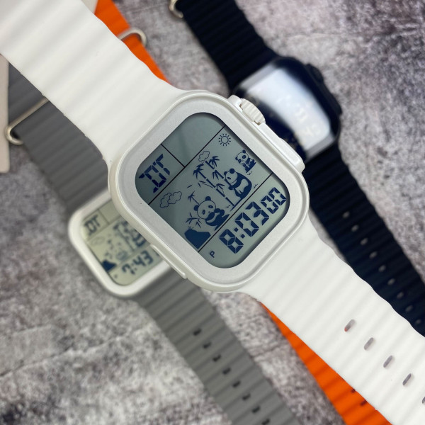 Женские электронные часы Skmei 2247WT White с каучуковым корешком