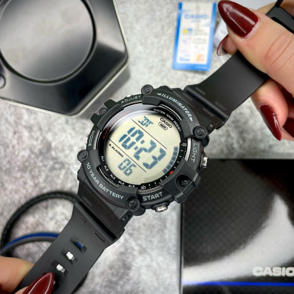 Чоловічий годинник Casio AE-1500WH-1A електронний чорний водозахист 10 ATM