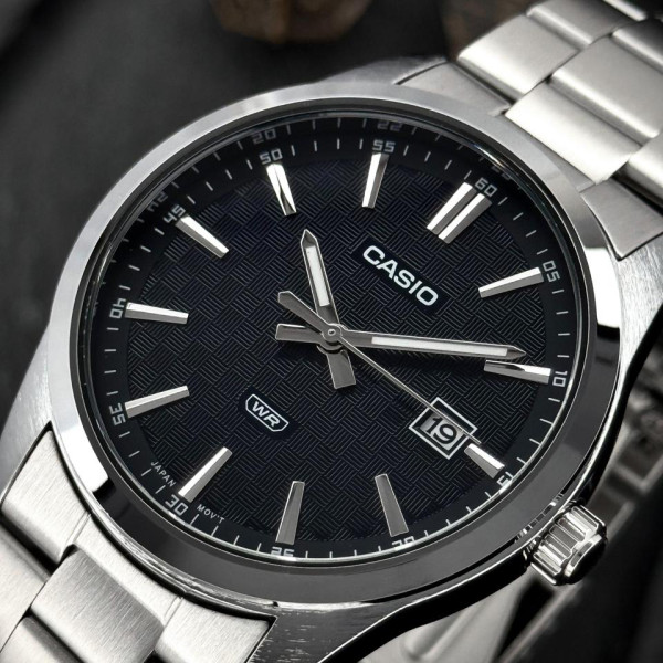 Чоловічий годинник Casio MTP-VD03D-2A кварцовий синій циферблат