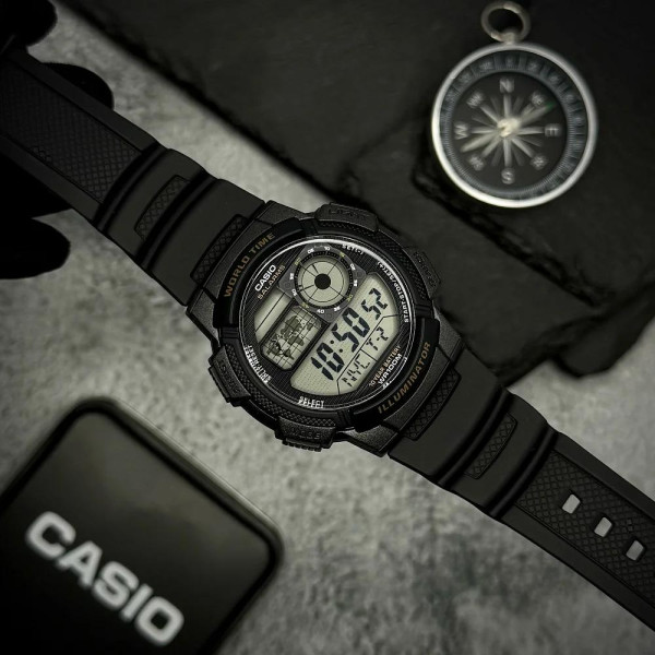 Чоловічий годинник Casio AE-1000W-1A спортивний електронний 10 ATM
